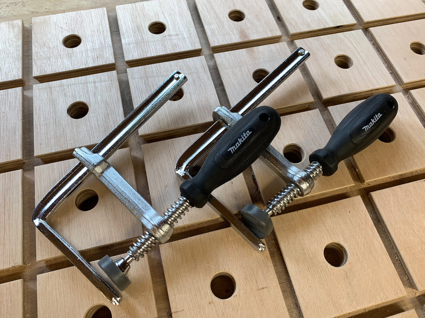 Makita 194385-5 Guide Rail Track Clamps (Pair)