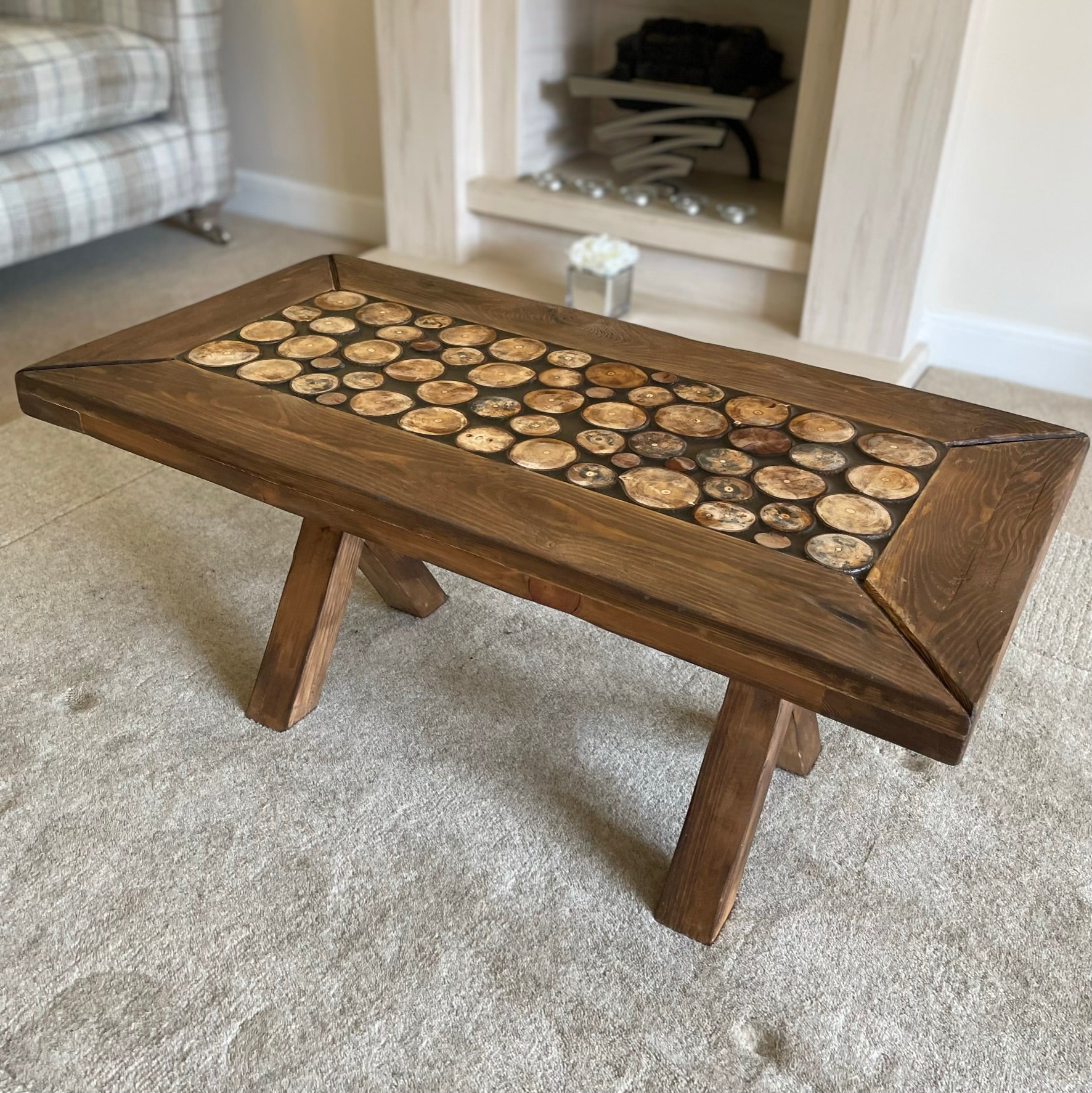 Log Slice Coffee Table in Dark Oak – Whaley Woodworks