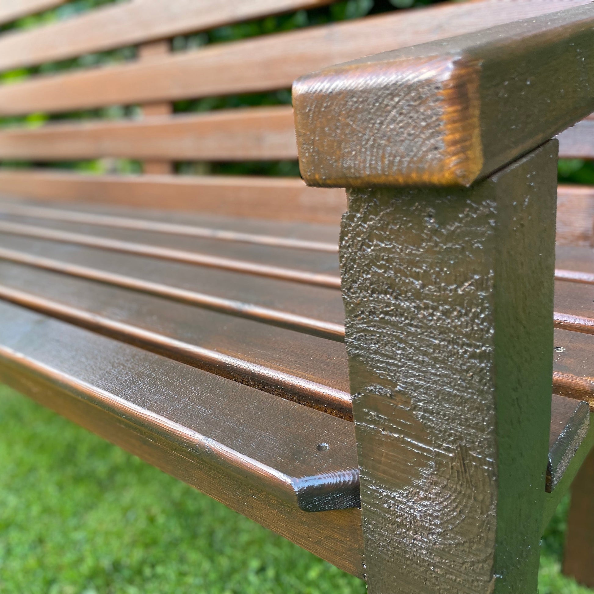 Dark oak memorial garden bench, bespoke sizing available
