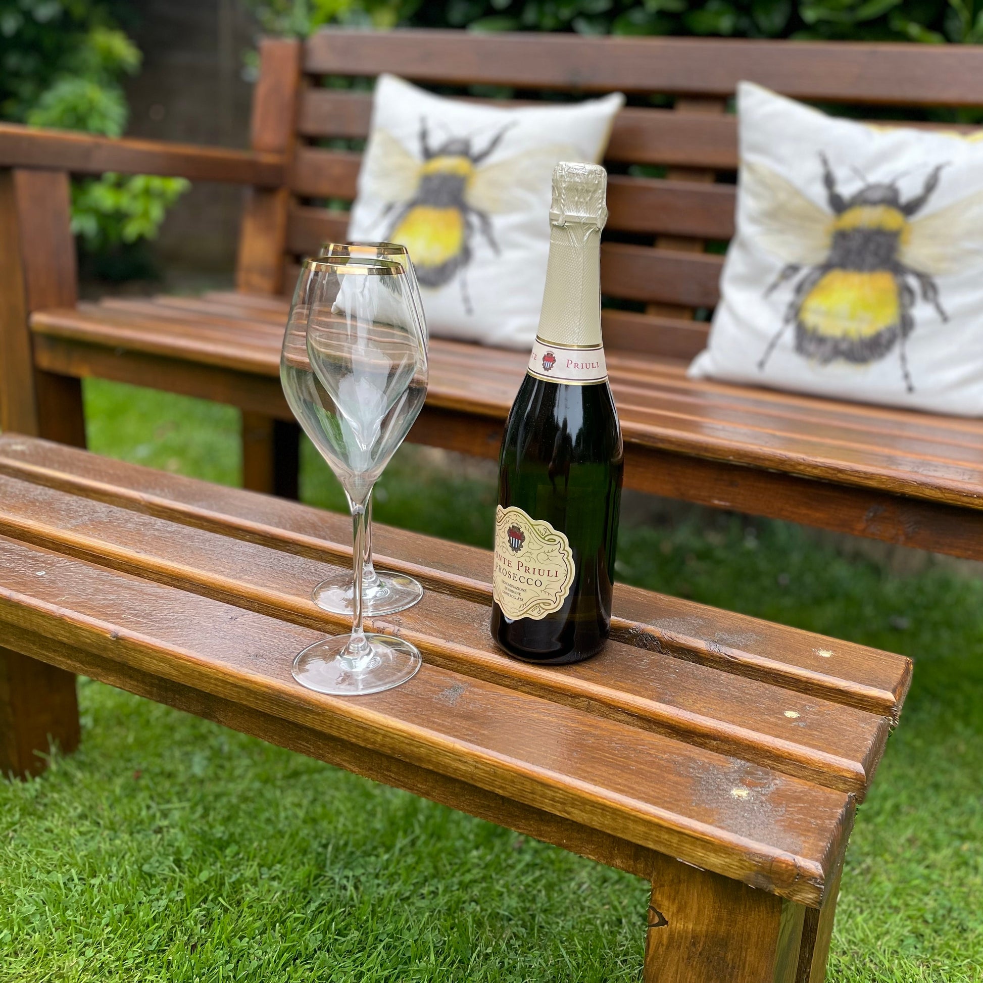 Dark oak garden bench by Whaley Woodworks, built to order