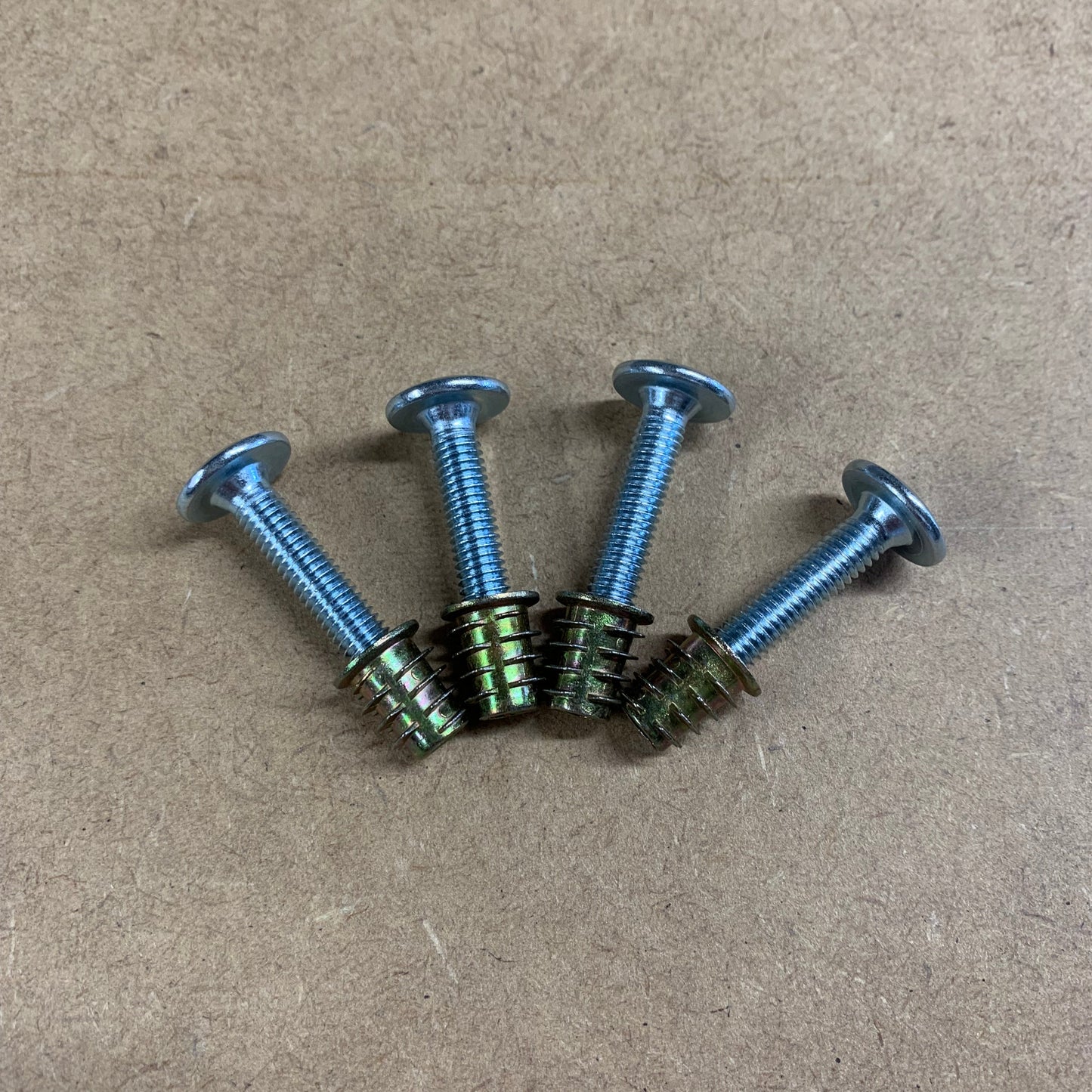 HDS Workbench Top Fixing Kit – four M6 button-top bolts (35mm) with 13mm threaded inserts, made in the UK